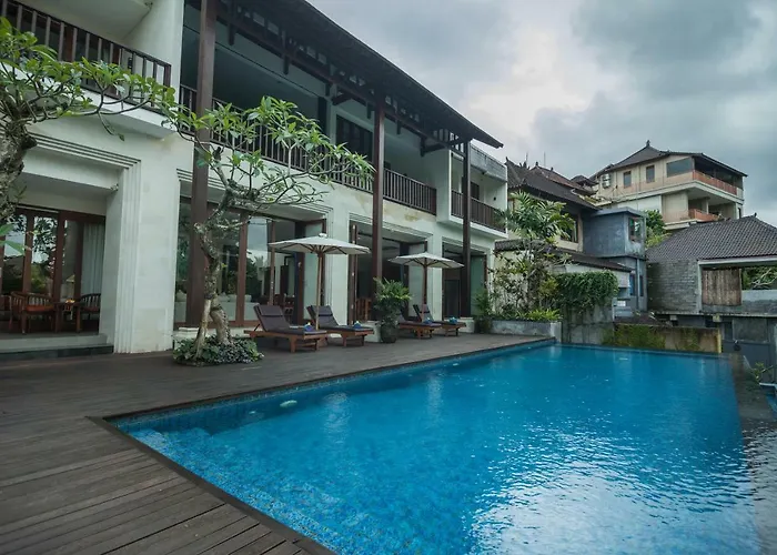 River Sakti By Prasi Hotel 4*